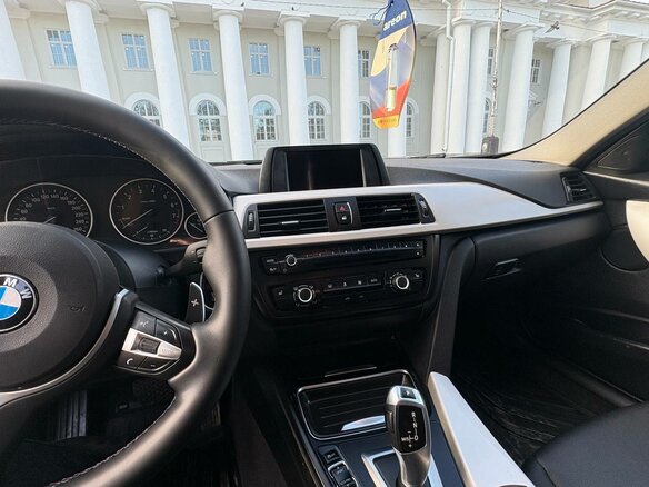 2014 BMW 3 серии 320i VI (F3x), белый, 1700000 рублей - вид 16