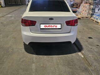2011 Kia Cerato 6-speed II, белый, 810000 рублей, вид 1