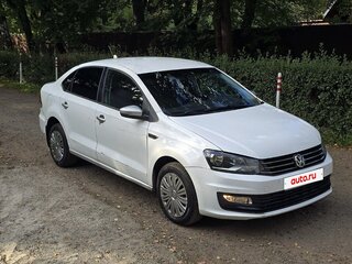 2018 Volkswagen Polo V Рестайлинг, белый, 890000 рублей, вид 1