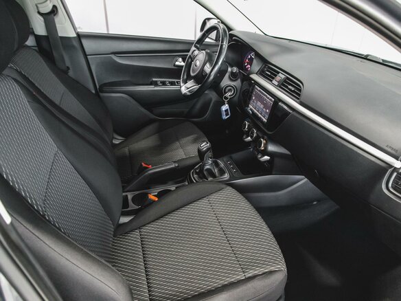 2017 Kia Rio IV, серый, 1270000 рублей - вид 11