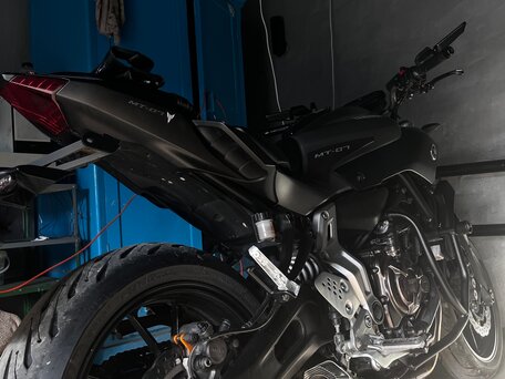 2015 Yamaha MT-07 (FZ-07), чёрный, 660000 рублей, вид 3