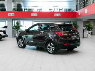 2014 Hyundai ix35 I Рестайлинг, коричневый, 1250000 рублей, вид 4
