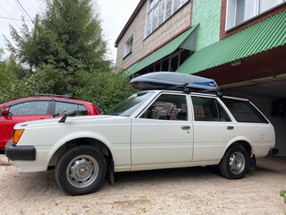 1985 Toyota Carina III (A60), белый, 1000000 рублей, вид 5
