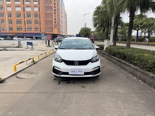 2022 Honda Fit Crosstar IV Рестайлинг, белый, 1050000 рублей, вид 3