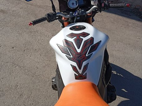 2008 Kawasaki Z 1000, белый, 539000 рублей, вид 2