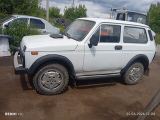 1996 Lada (ВАЗ) 2121 (4x4) I Рестайлинг, красный, 120000 рублей, вид 3
