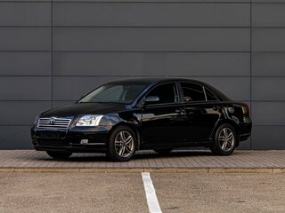 Toyota Avensis II