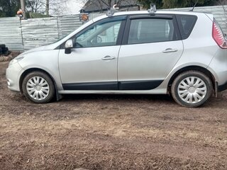 2010 Renault Scenic III, серебристый, 540000 рублей, вид 2