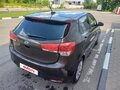 2017 Kia Rio III Рестайлинг, коричневый, 750000 рублей - вид 5