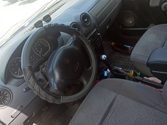 2007 Renault Logan I, серый, 100000 рублей - вид 4
