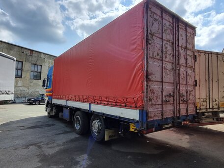 1998 DAF XF 95, синий, 2250000 рублей, вид 4