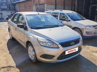 2008 Ford Focus II Рестайлинг, серебристый, 380000 рублей, вид 1