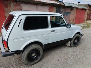 2014 Lada (ВАЗ) 2121 (4x4) I Рестайлинг, белый, 505000 рублей, вид 4