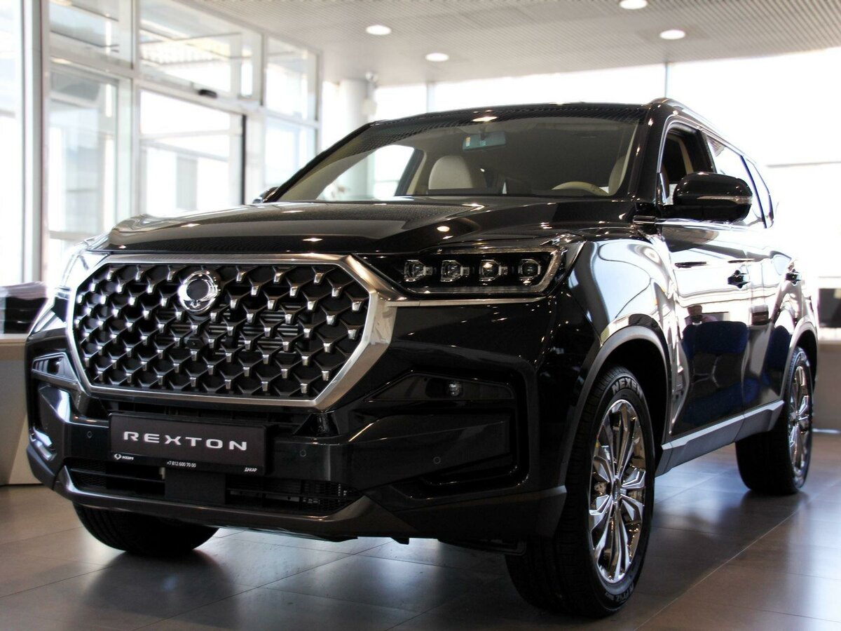 Открыть фотографии: KGM Rexton