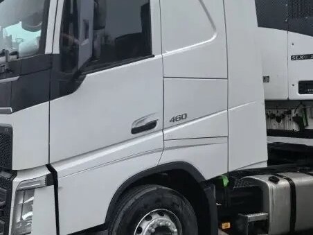 2019 Volvo FH, белый, 6300000 рублей, вид 1