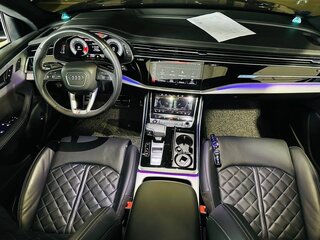 2020 Audi Q8 50 TDI I (4M), синий, 8720000 рублей, вид 4