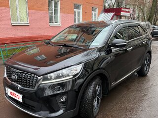 2020 Kia Sorento III Prime Рестайлинг, чёрный, 2500000 рублей, вид 1