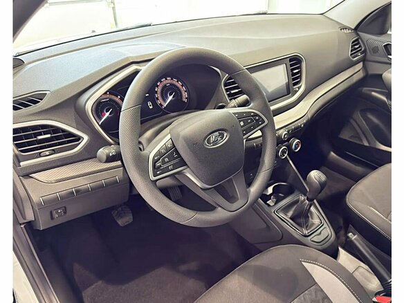 2026 Lada (ВАЗ) Vesta I Рестайлинг (NG), белый, 1663200 рублей - вид 7
