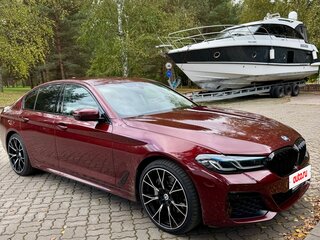 2020 BMW 5 серии 540d xDrive VII (G30/G31/G38) Рестайлинг, красный, 5200000 рублей, вид 3