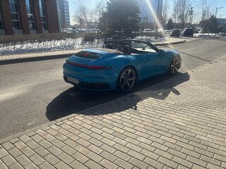 2019 Porsche 911 Carrera 4S VIII (992), голубой, 10000000 рублей, вид 4