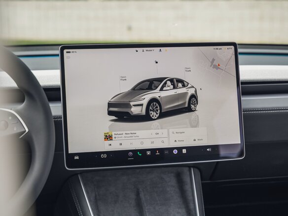 2026 Tesla Model Y Long Range I Рестайлинг, серебристый - вид 7
