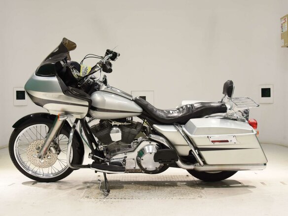 2006 Harley-Davidson Road Glide, серебристый, 797000 рублей