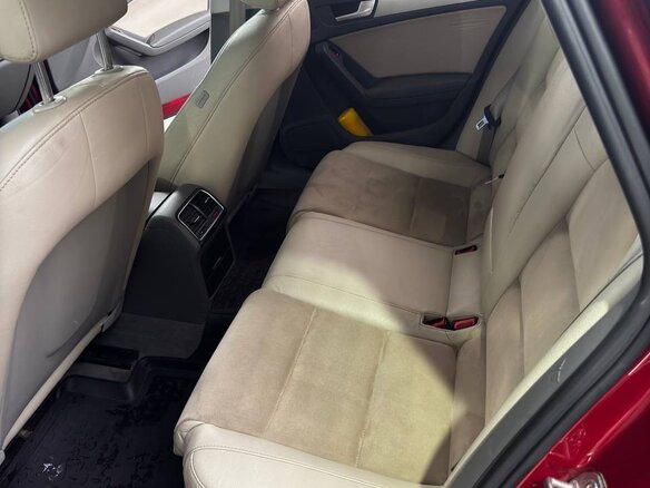 2010 Audi A4 IV (B8), красный, 850000 рублей - вид 13