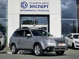 2011 Subaru Forester III Рестайлинг, серебристый, 1070000 рублей, вид 1