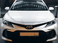 2021 Toyota Camry VIII (XV70) Рестайлинг, белый, 3350000 рублей - вид 2