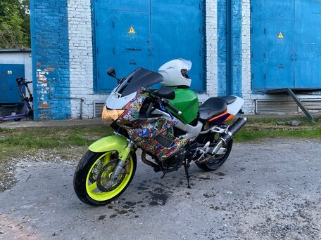 1998 Honda VTR 1000, зелёный, 230000 рублей, вид 4