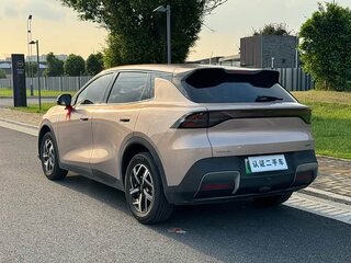 2026 Changan Qiyuan Q05 40.3 kWh II, серый, 2400666 рублей, вид 5