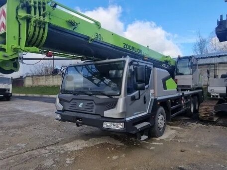 2025 Zoomlion ZTC300V, зелёный, 16250000 рублей, вид 2