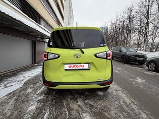2016 Toyota Sienta II, зелёный, 1110000 рублей, вид 4