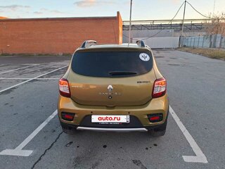 2016 Renault Sandero Stepway II, зелёный, 770000 рублей, вид 4