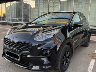 2021 Kia Sportage IV Рестайлинг, чёрный, 2800000 рублей, вид 4