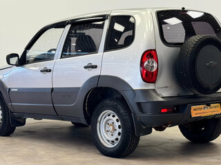 2012 Chevrolet Niva I Рестайлинг, серый, 280000 рублей, вид 3