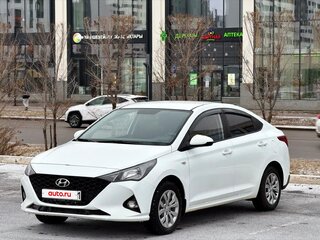 2020 Hyundai Solaris II Рестайлинг, белый, 1150000 рублей, вид 1