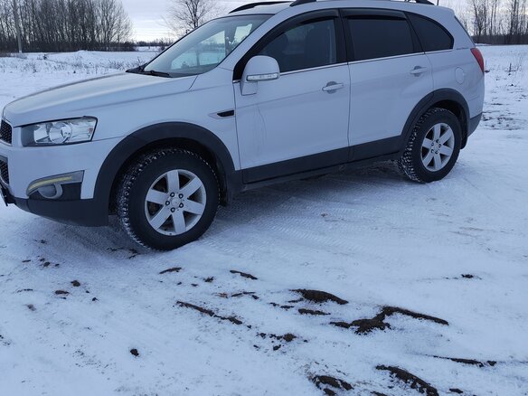 2012 Chevrolet Captiva I Рестайлинг, серебристый, 1430000 рублей - вид 4