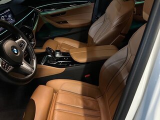 2021 BMW 5 серии 520i VII (G30/G31/G38) Рестайлинг, белый, 4450000 рублей, вид 5