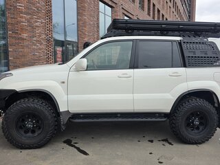 2006 Toyota Land Cruiser Prado 5-speed 120 Series, белый, 4400000 рублей, вид 3