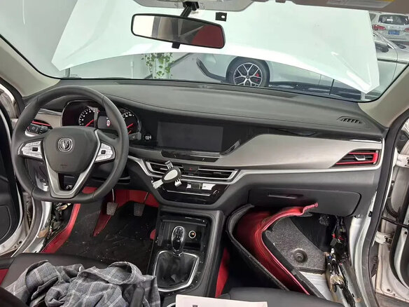 2022 Changan CS35 Plus I Рестайлинг, белый, 1300000 рублей - вид 4