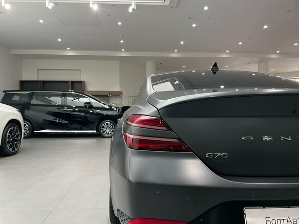 2021 Genesis G70 I Рестайлинг, серый, 3430000 рублей - вид 24