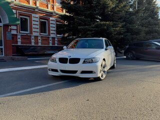 2005 BMW 3 серии 330i V (E90/E91/E92/E93), белый, 1650000 рублей, вид 3