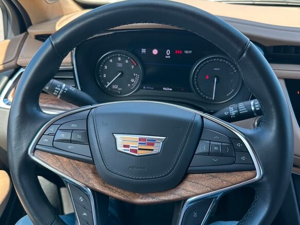 2021 Cadillac XT5 I Рестайлинг, серый, 5150000 рублей - вид 17