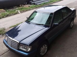 1986 Mercedes-Benz W124 200, синий, 825000 рублей, вид 1