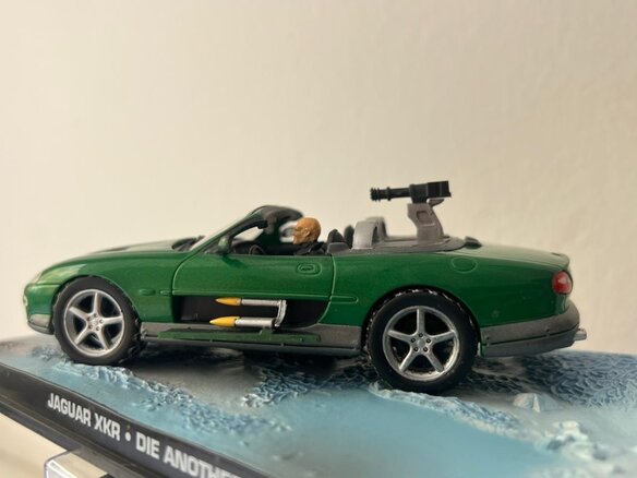 2003 Jaguar XKR I, зелёный, 3500000 рублей - вид 4