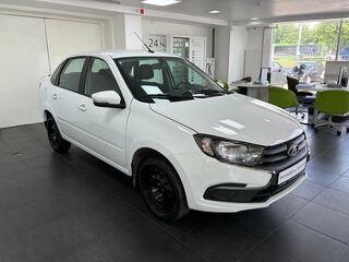 2025 Lada (ВАЗ) Granta I Рестайлинг, белый, 765000 рублей, вид 3