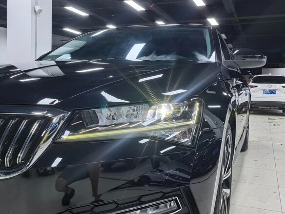 2023 Skoda Superb III Рестайлинг, чёрный - вид 7