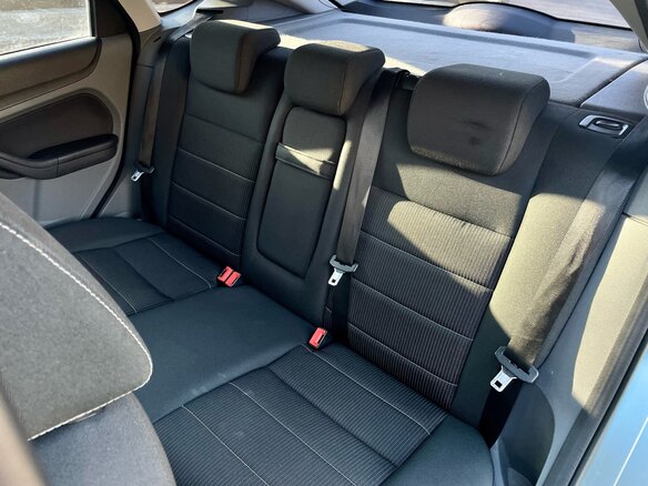 2008 Ford Focus II Рестайлинг, серый, 530000 рублей - вид 16