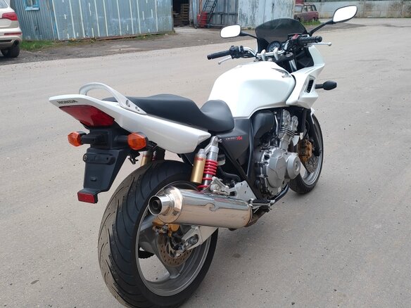 2009 Honda CB 400 Super Four, белый, 449000 рублей - вид 2